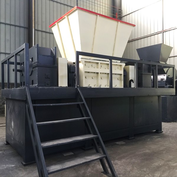 報(bào)廢負(fù)極片破碎回收設(shè)備