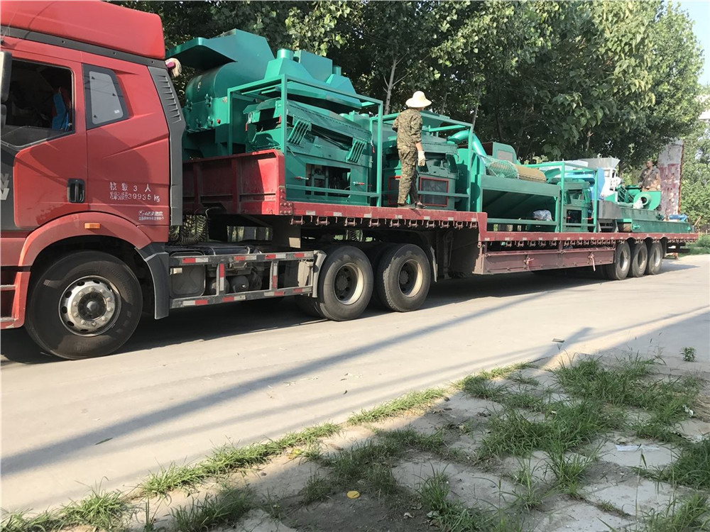 手機(jī)鋰電池破碎回收設(shè)備發(fā)貨.jpg 手機(jī)鋰電池破碎回收設(shè)備發(fā)貨.jpg