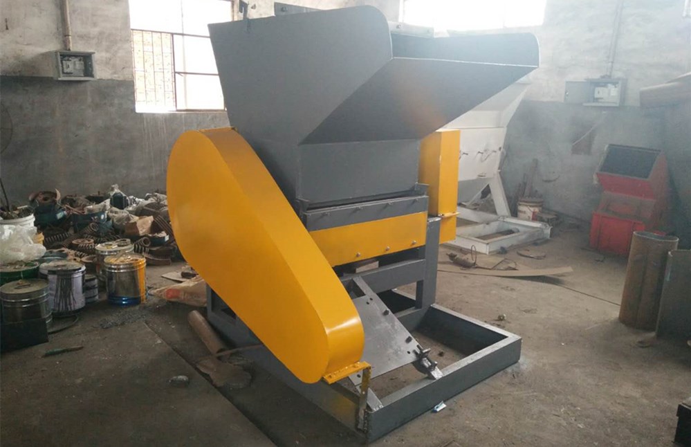 塑料粉碎機(jī).jpg 塑料粉碎機(jī).jpg